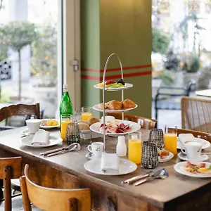 Pensionat Bernina Express Eco Rooms&breakfast, Tirano